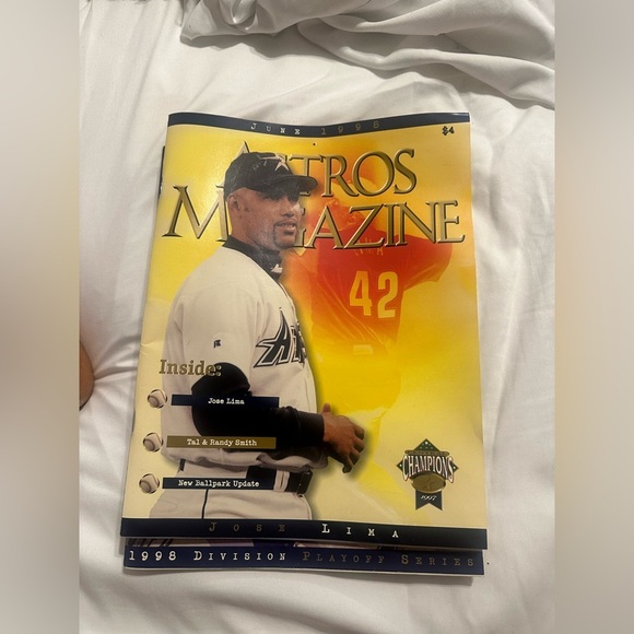 Astros Magazine June 1998,1997 and 2017 - Picture 1 of 10